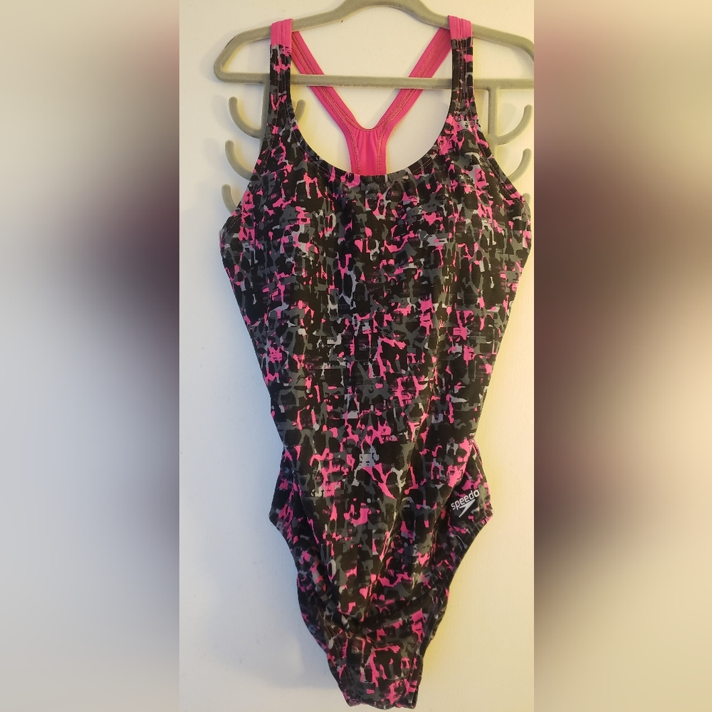 Women one piece Speedo swimsuit
